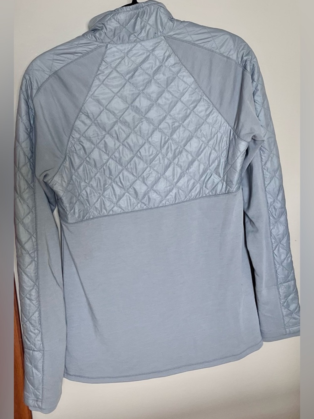 Athleta womens Gray Vortex Quilted Quarter Zip Pullover EUC Sz M